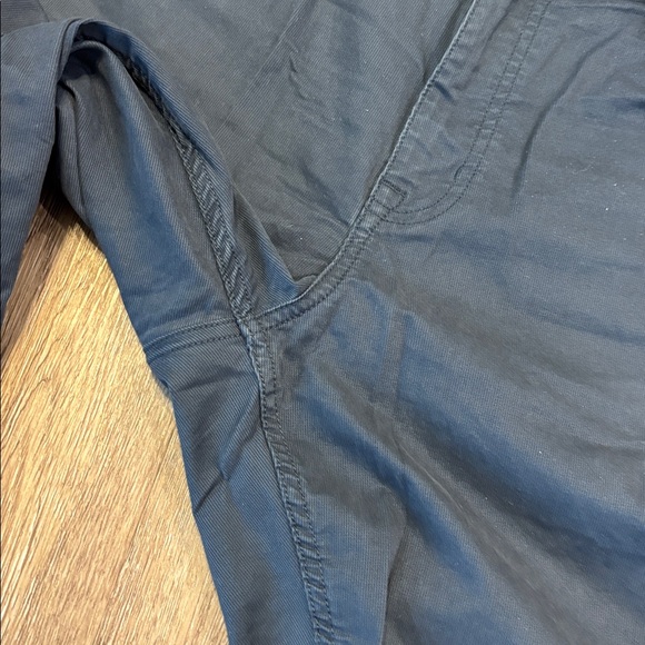 Red Ale by Alesbury Straight Fit Pant. Size 36/32. - Picture 4 of 8